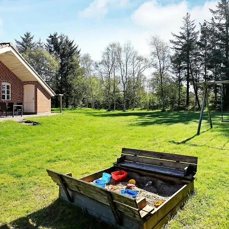 Quaint Holiday In Bl Vand With Whirlpool Feriehus *