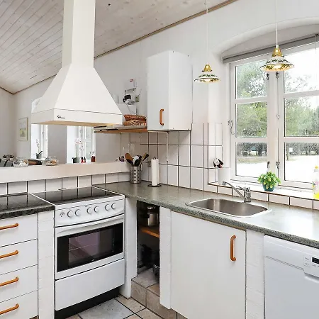 Quaint Holiday In Bl Vand With Whirlpool Feriehus